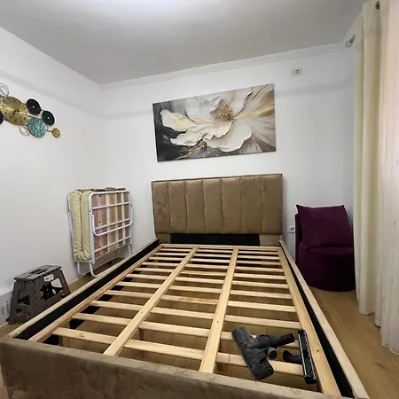 Apartment Canyon's House *