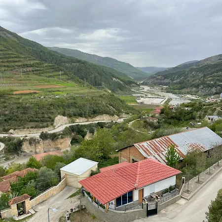 Canyon's House * Zhaban